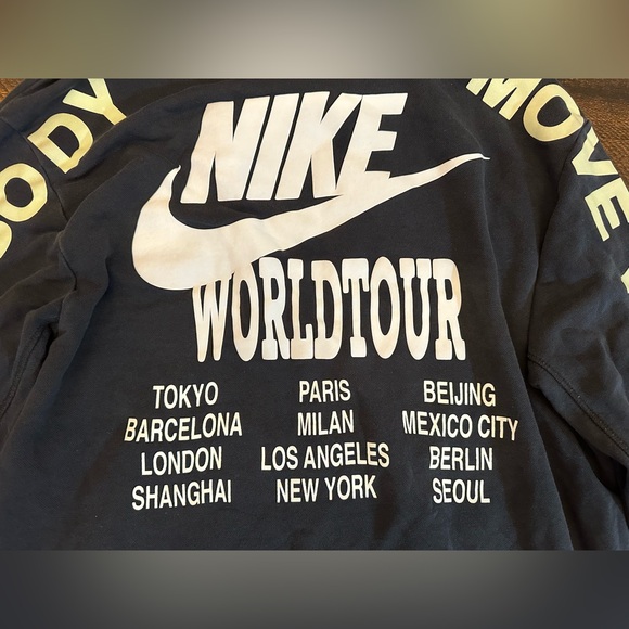 Nike World Tour Men’s Hoodie-Size Large - Picture 2 of 14
